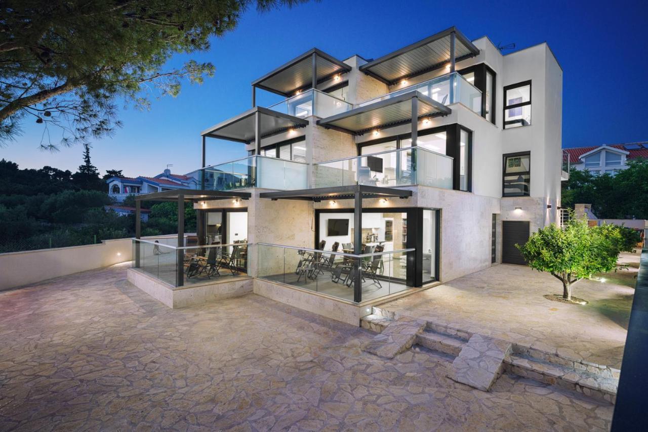Alexandra Apartments Tribalj Exterior foto